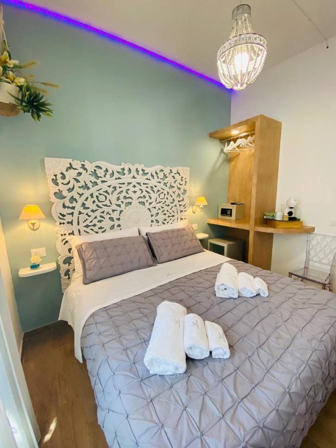 Fior Dei Carmeliti Rooms And Parking Tropea Exterior photo